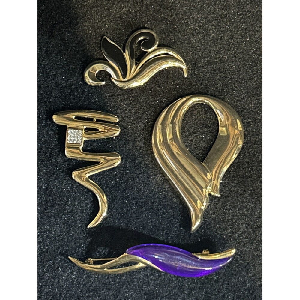 Lot Of Four Chunky Gold Tone Brooch Pins Park Lane And Others J60